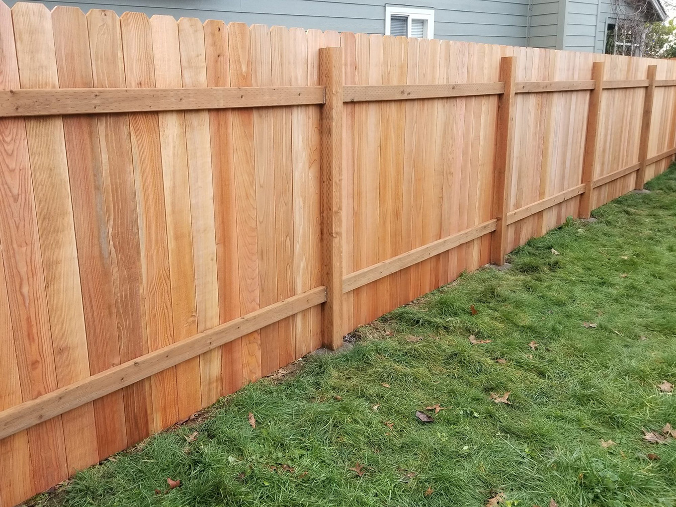 Markham ON stockade style wood fence